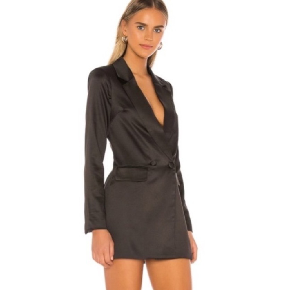 Superdown Revolve Miley Oversized Blazer Womens S Black Satin Minimalist Evening